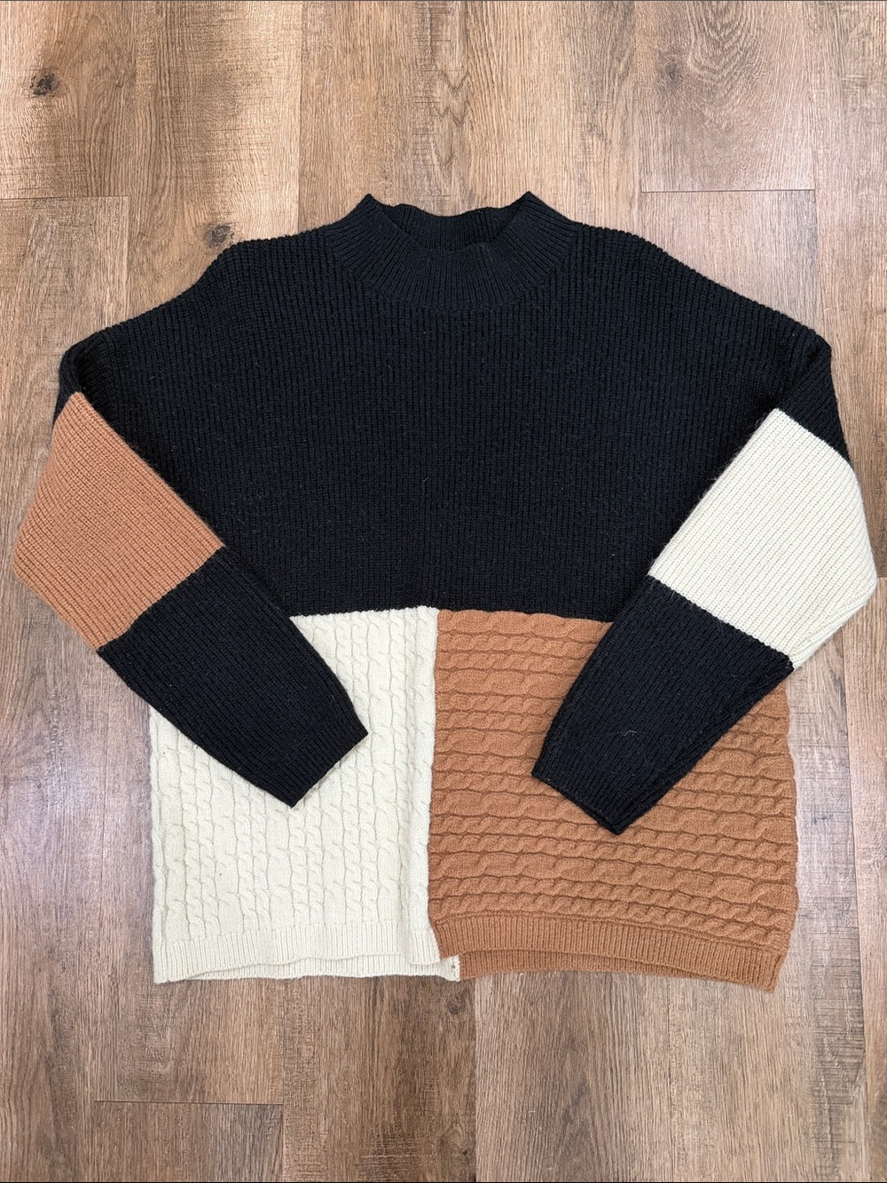 MOD Boutique,Colorblock Crewneck Sweater - Black, Cream & Tan